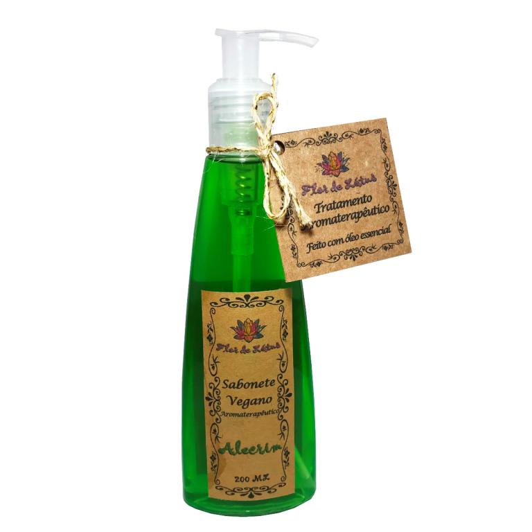 Sabonete líquido natural vegano artesanal com óleos essenciais de alecrim para aromaterapia