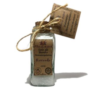 sais de banho para aromaterapia com oleo essencial de lavanda